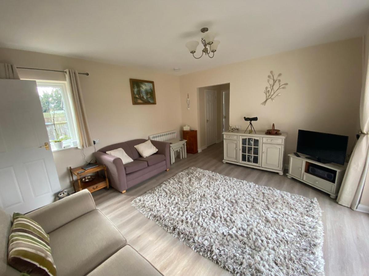 Entire Guest House, In Pewsey Vale, Wiltshire Manningford Abbots Eksteriør bilde
